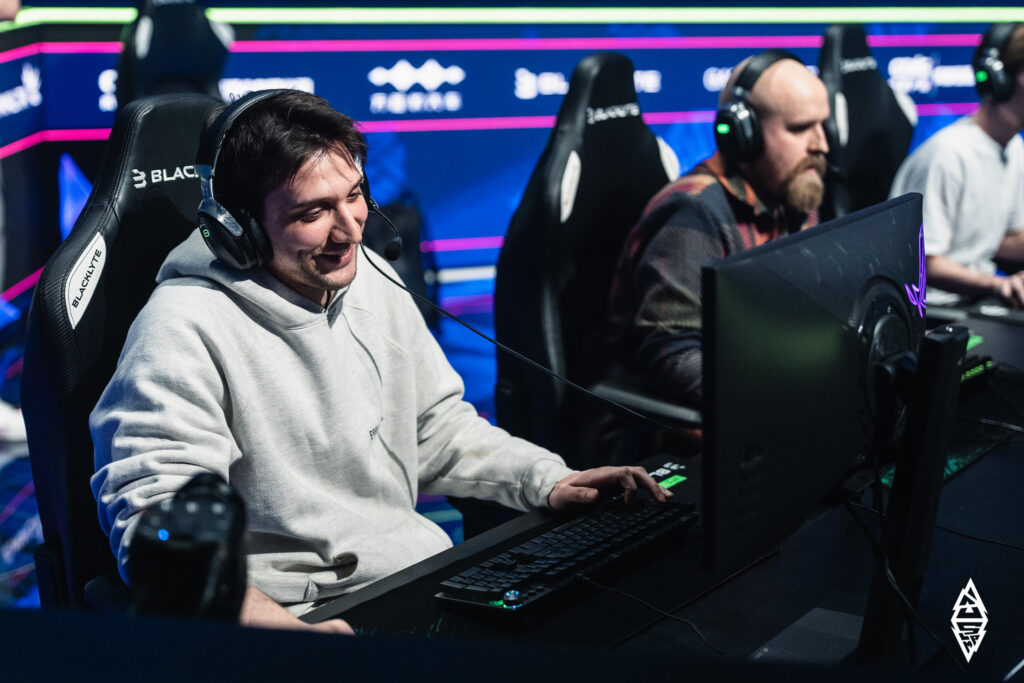 Arteezy & Qoqjva Reveal Their Picks for Best Dota 2 Carry Players of All Time